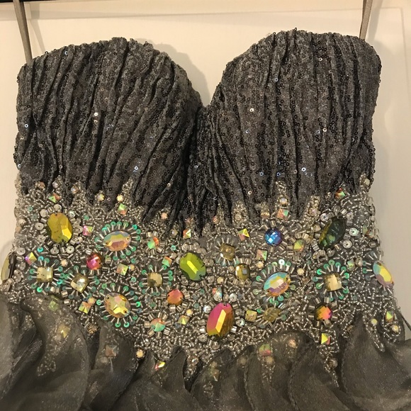 Short Front Long Back Party/Poem Dress - Picture 3 of 16